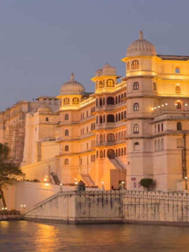 10 luxury resorts in Jaipur to enjoy the Republic Day long weekend