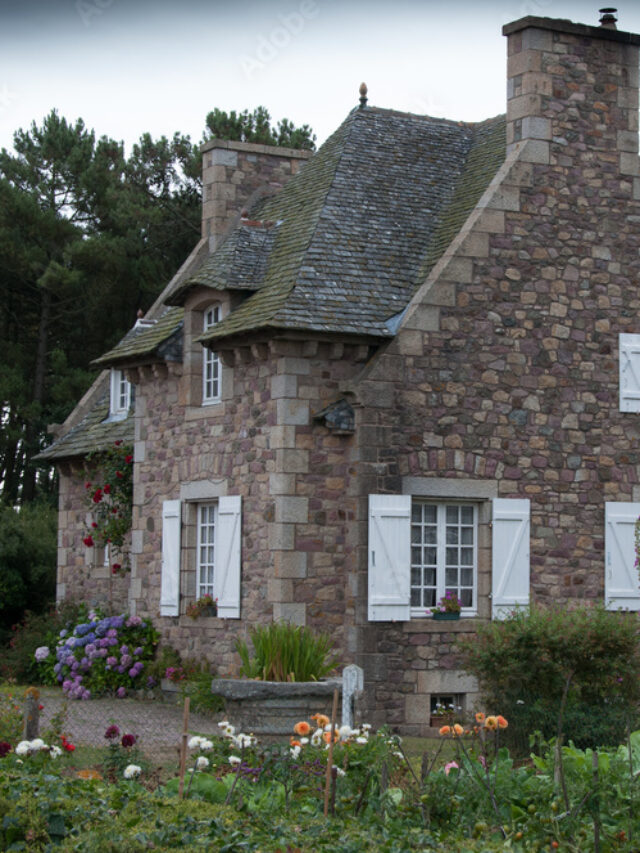 9 remarkable homes built of stone